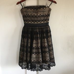 🤍 euc | Bebe | lace strapless dress